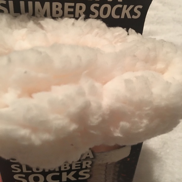 NWT Sherpa Slumber Socks - Picture 5 of 5